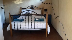 2 Schlafzimmer, Bügeleisen/Bügelbrett, Bettwäsche
