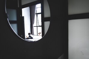 Interior - Old quarter -Balcony alot of Sunshine & Cozy House (Hanoi)