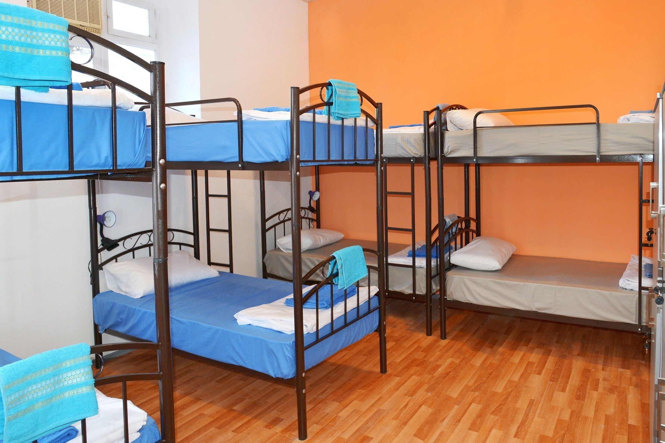 3 soverom, strykejern/-brett og wi-fi (inkludert)