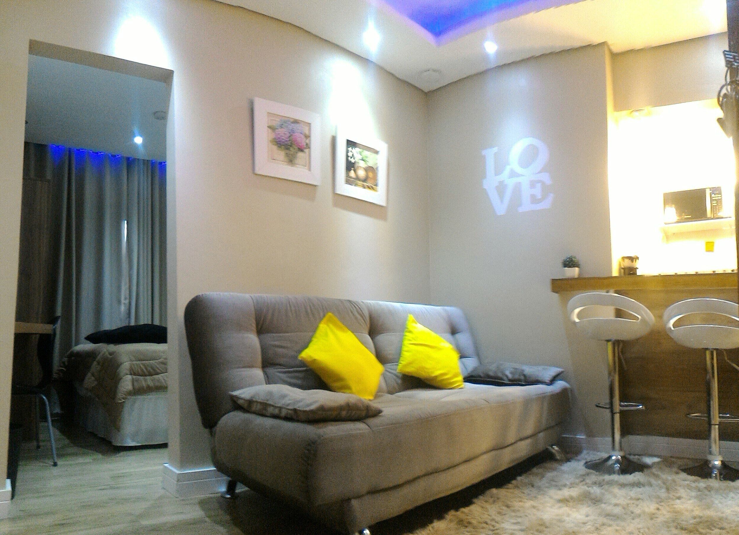 Beautiful fit on Av. Main