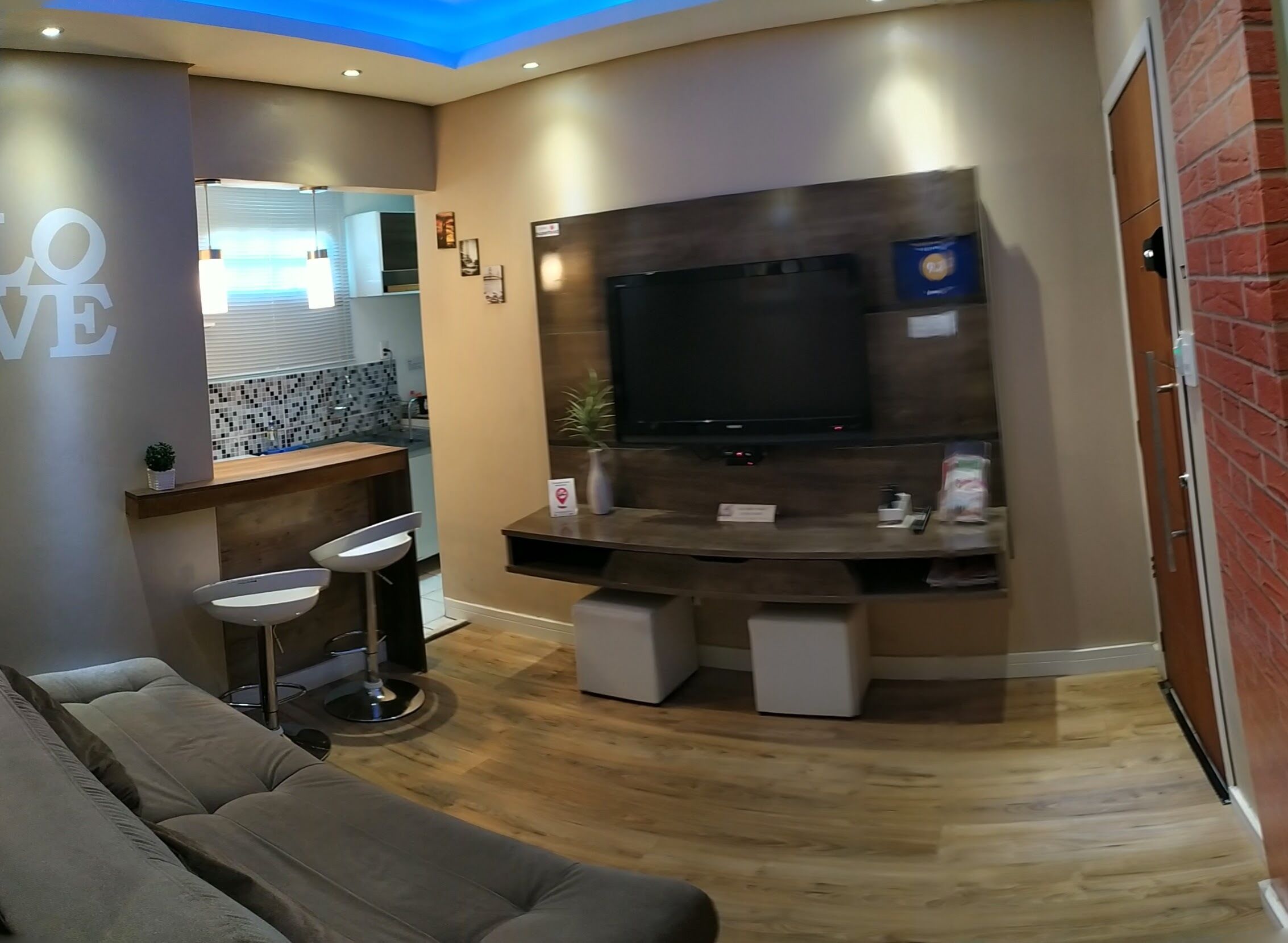 Beautiful fit on Av. Main