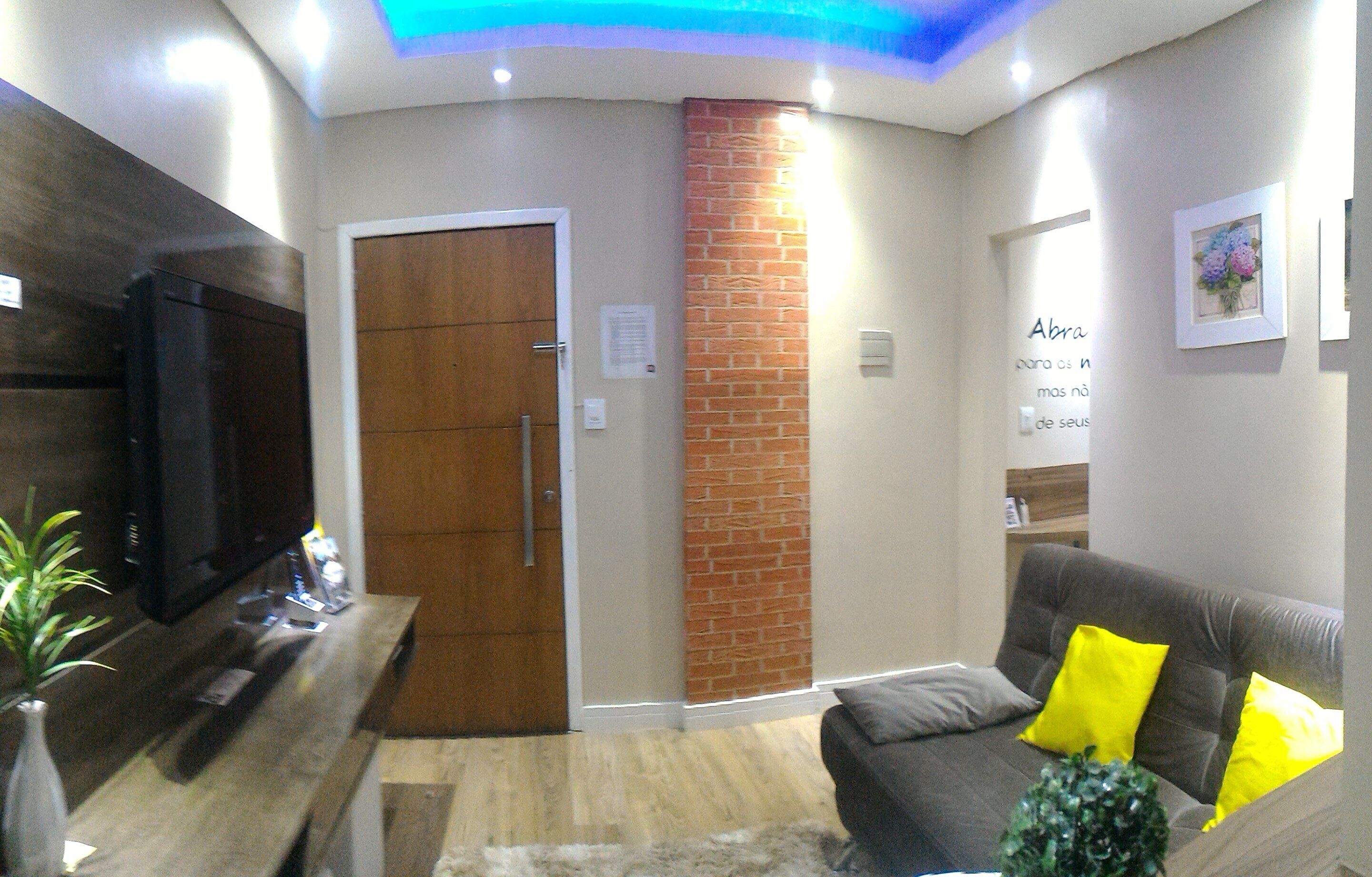 Beautiful fit on Av. Main