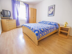 1 bedroom, free WiFi, bed sheets - 1br Apartment in Zadar Diklo (Zadar)