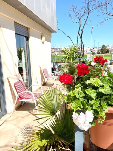 Luxury seaview appartment with private swimming pool