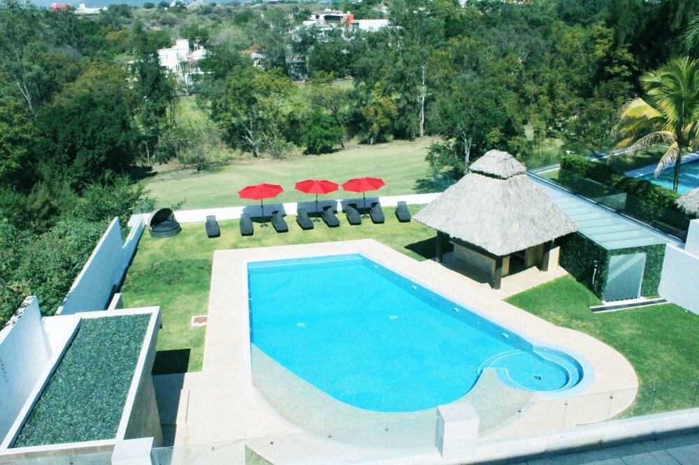 CASA MARBELLA LUXURY HOME