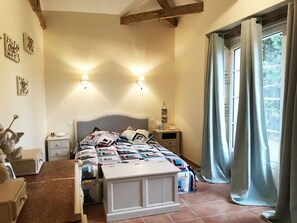 3 Schlafzimmer, Bügeleisen/Bügelbrett, Reisekinderbett, kostenloses WLAN