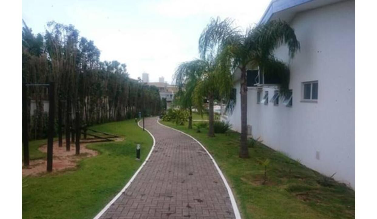 300 meters from the beach, in front of Campeche Island