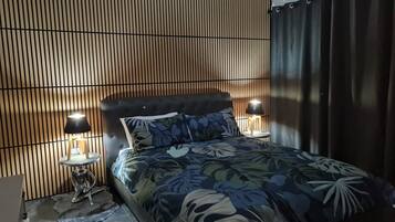 1 bedroom, desk, iron/ironing board, free WiFi