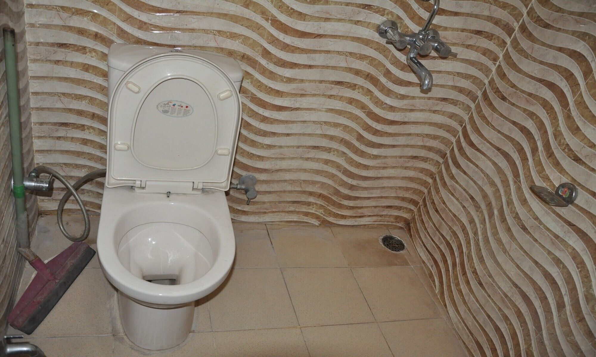 Comfortable Private Room in Dalanwala