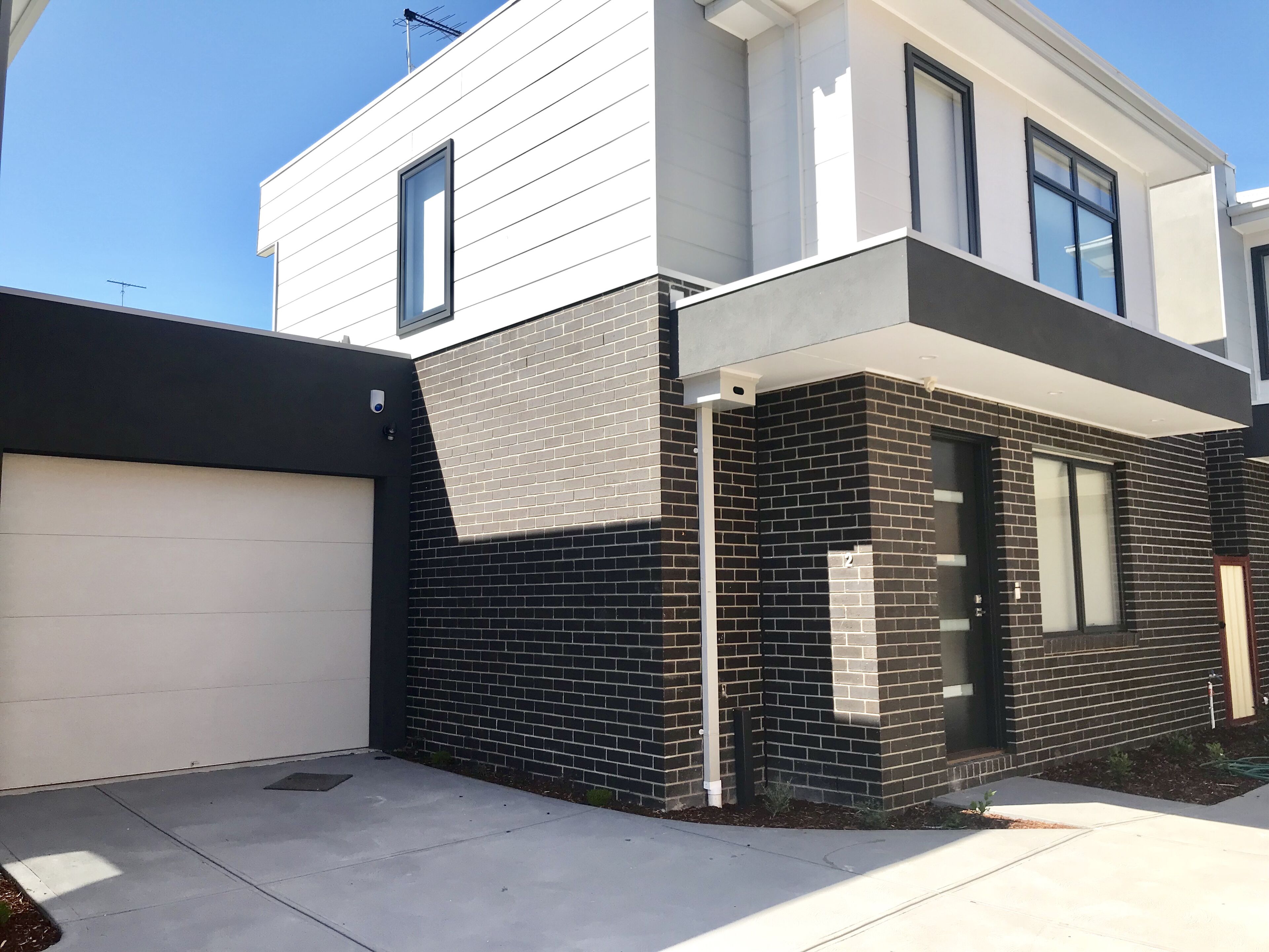 Gorgeously relaxing brand new built double story home to spoil you — image 9