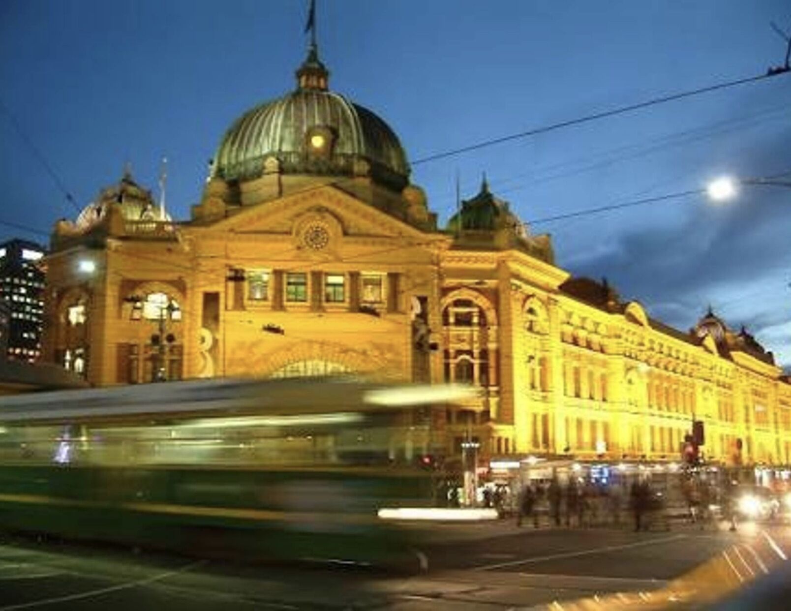 Gorgeously relaxing brand new built double story home to spoil you — image 11