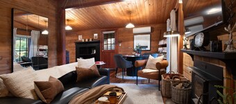 All Views - Charming Miners Cottage for Two!