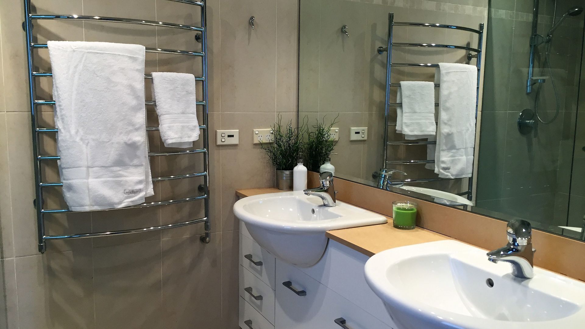 The Safehouse Maroubra near beach — image 11