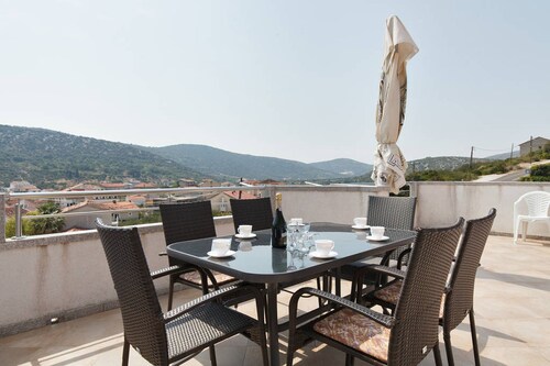 Familienfreundliche Wohnung mit Meerblick