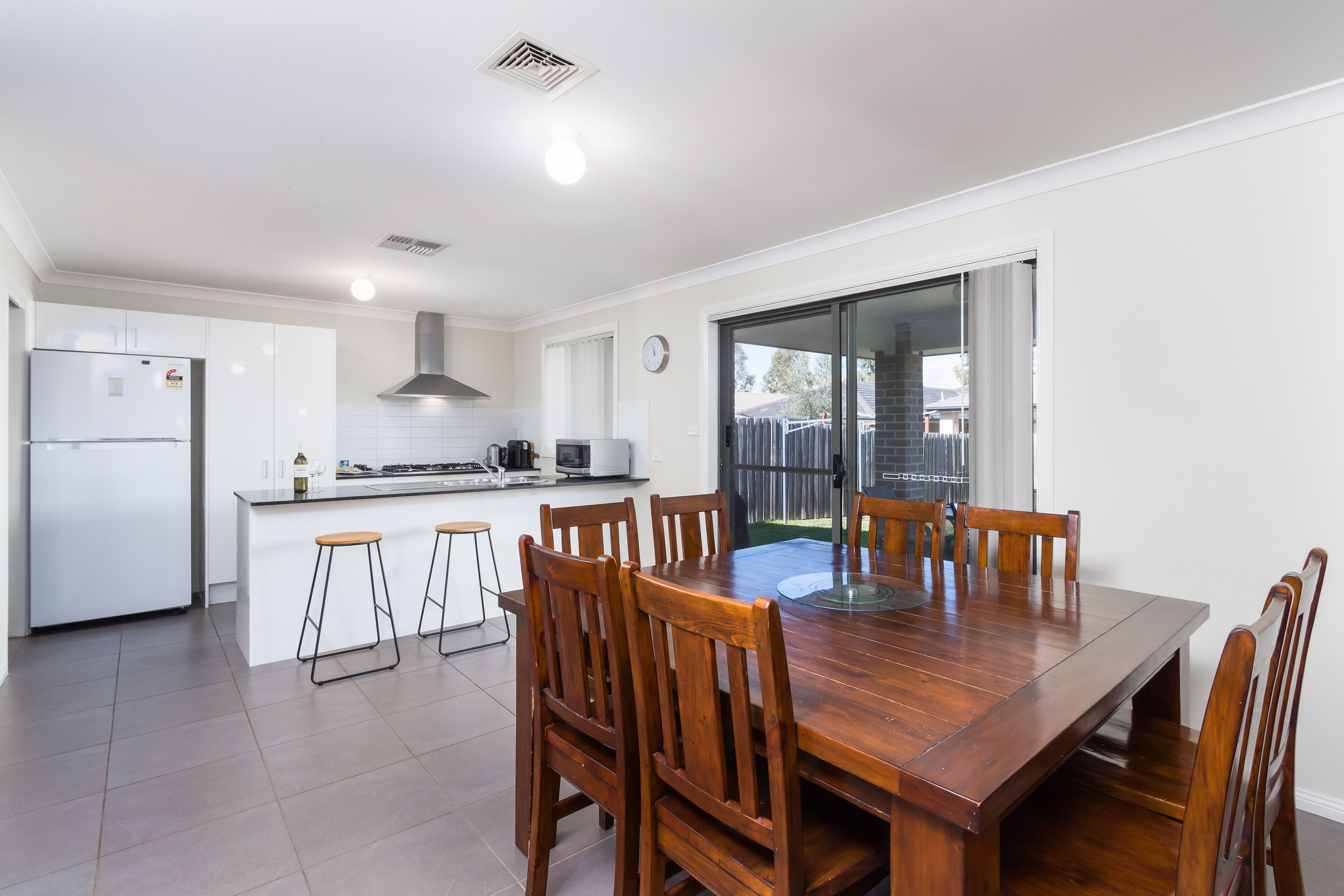 Lapwing Luxury in the Waterside Estate — image 7