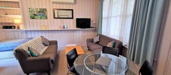 Unit 5 - One Bedroom Spa - HomeAway