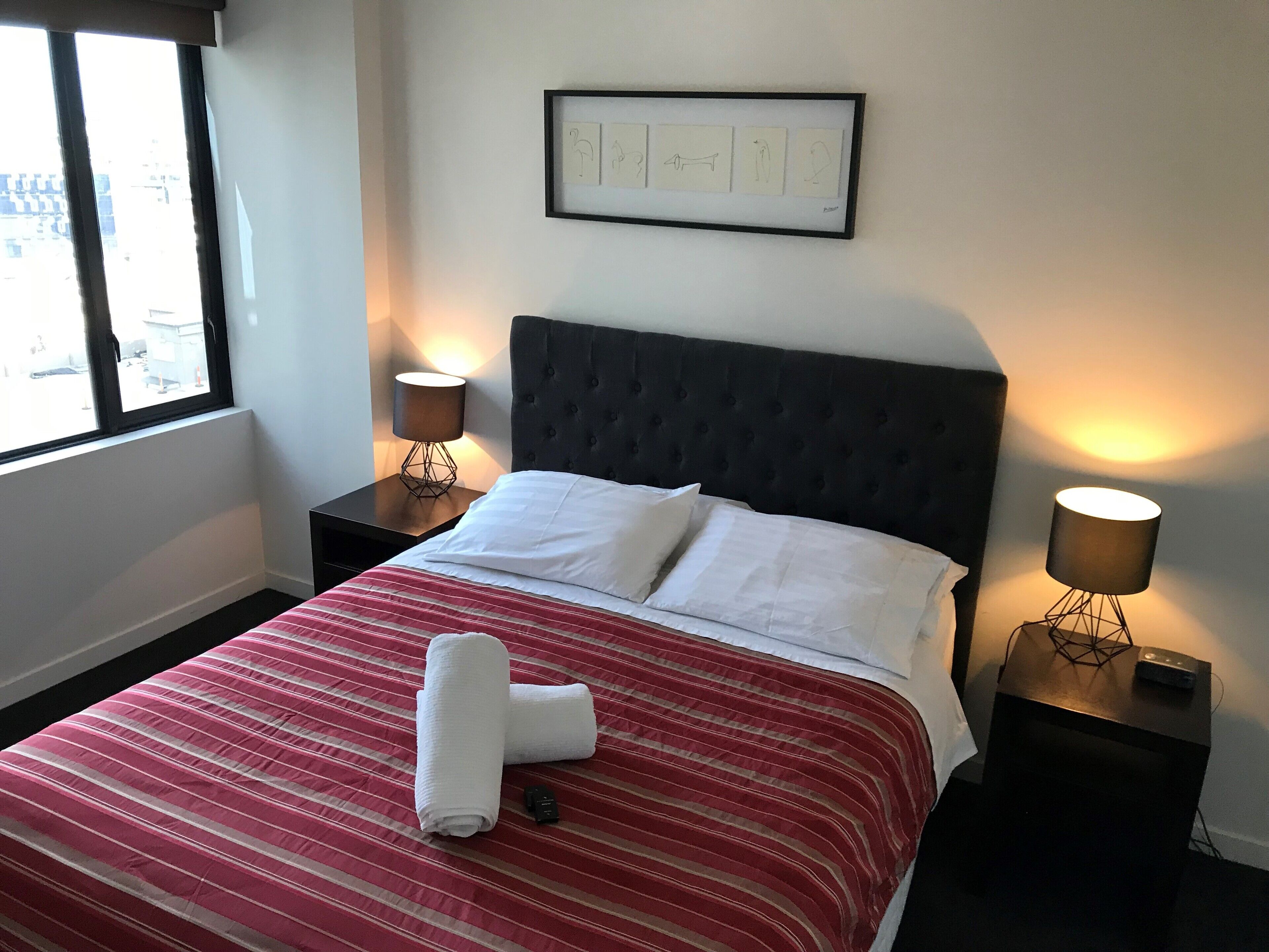 Your perfect Melbourne getaway starts in Southbank - one bedroom apartment — image 5