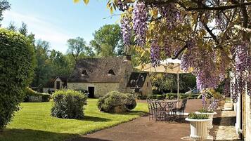 Restauration extérieure