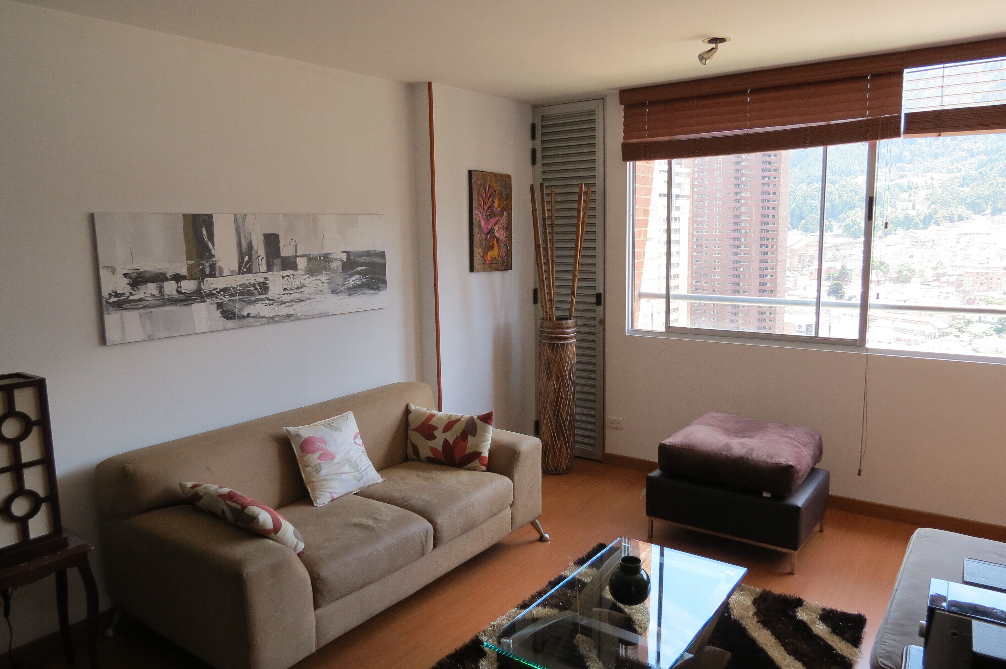 Studio loft inside a park, with mountain views close to historical city center