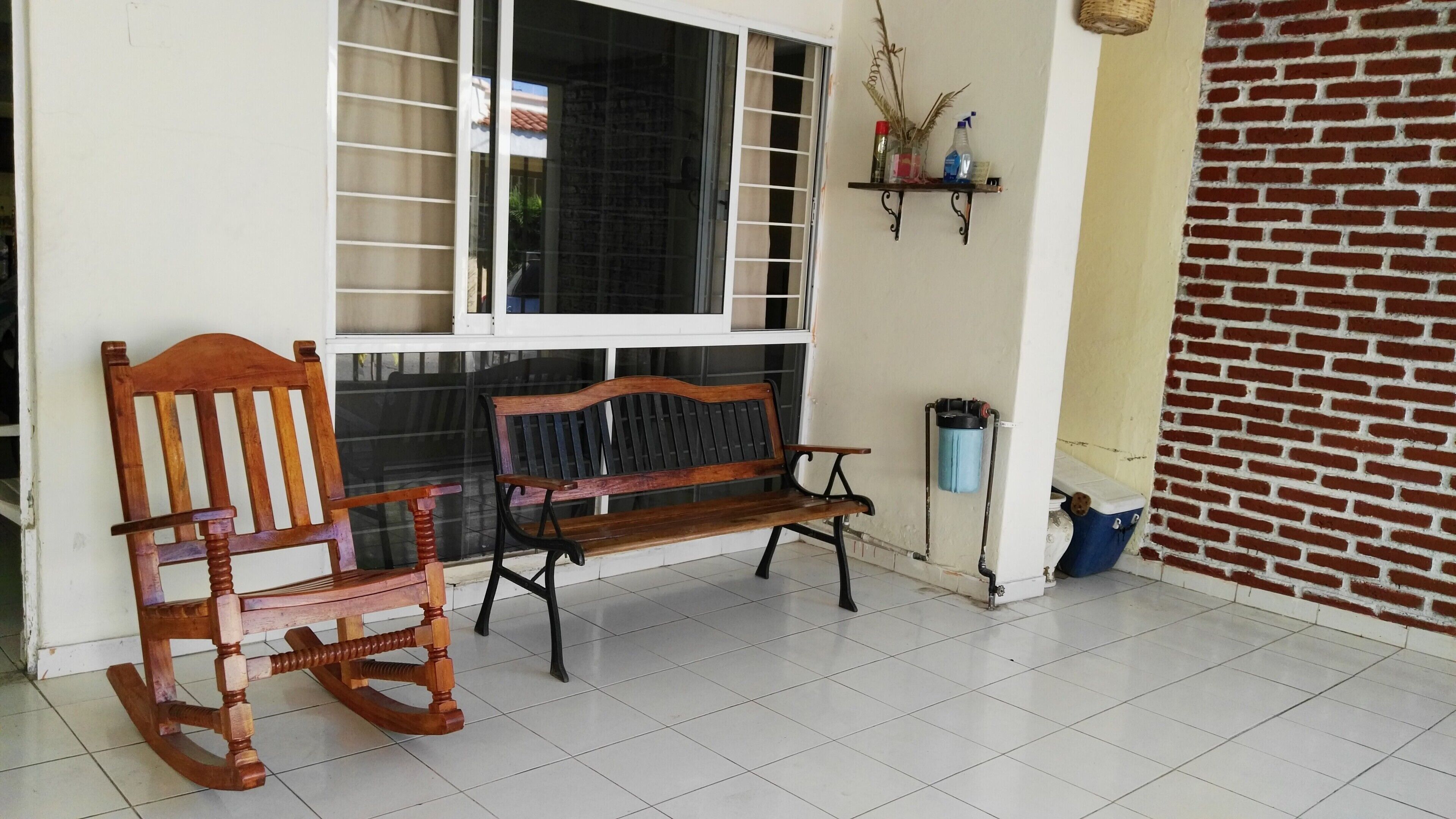 Large house for vacation near the beach