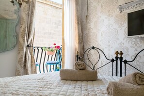 1 chambre, fer et planche à repasser, lit parapluie, Wi-Fi