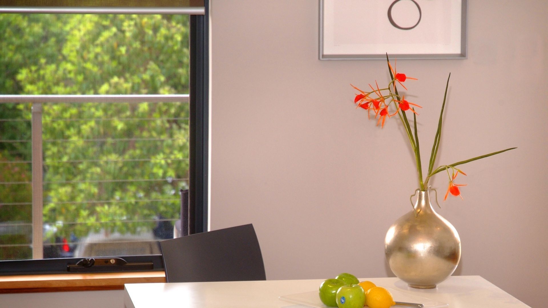 Sol Apartment - Stylish Apartment in Town — image 2