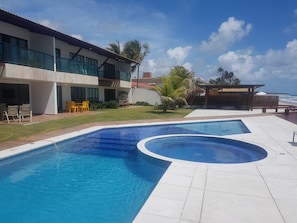 Beheizter Pool
