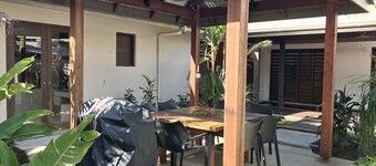 The Artist House - Absolute Beachfront