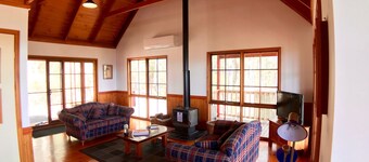 Silkwood Spa Lodge - secluded and private retreat for 1 to 2 couples.