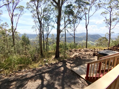 Silkwood Spa Lodge - secluded and private retreat for 1 to 2 couples.