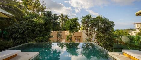 An infinity pool