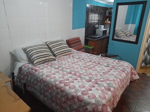 1 bedroom, iron/ironing board, free WiFi, bed sheets