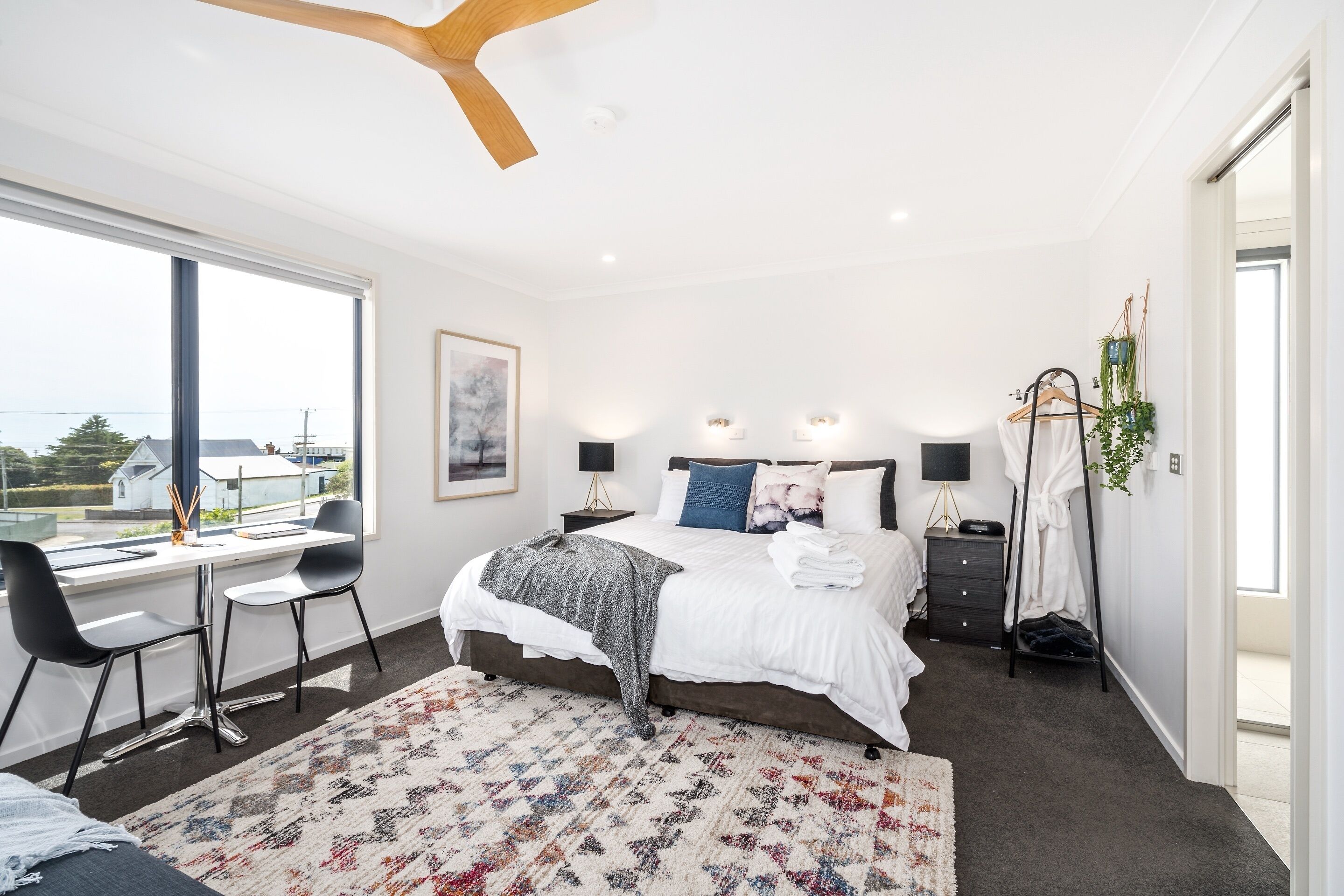 Penthouse Suite Madsen Retreat Boutique Guesthouse Penguin NW Tasmania