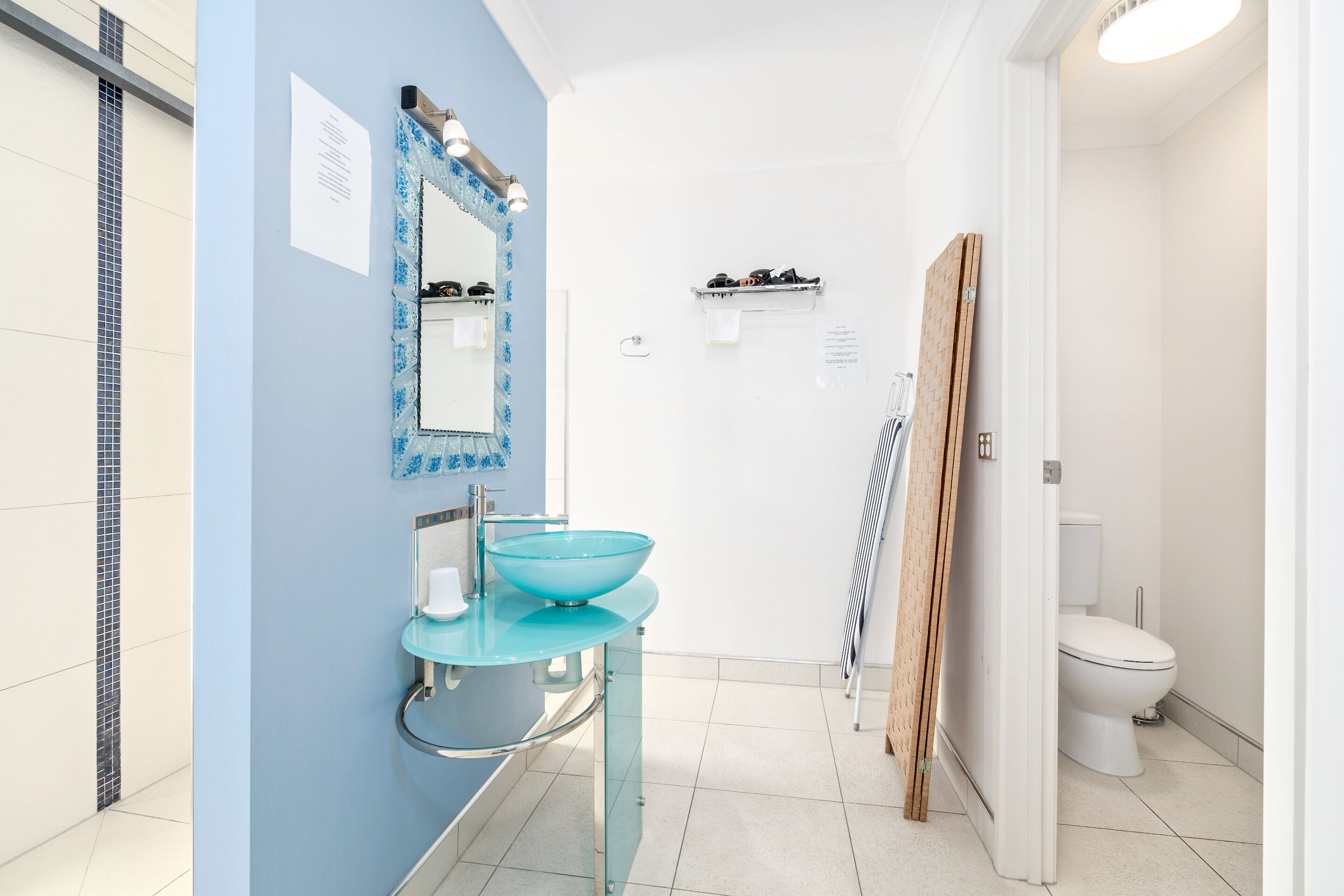 Penthouse Suite Madsen Retreat Boutique Guesthouse Penguin NW Tasmania — image 8