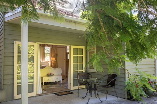 River Cottage Foxglove Gardens