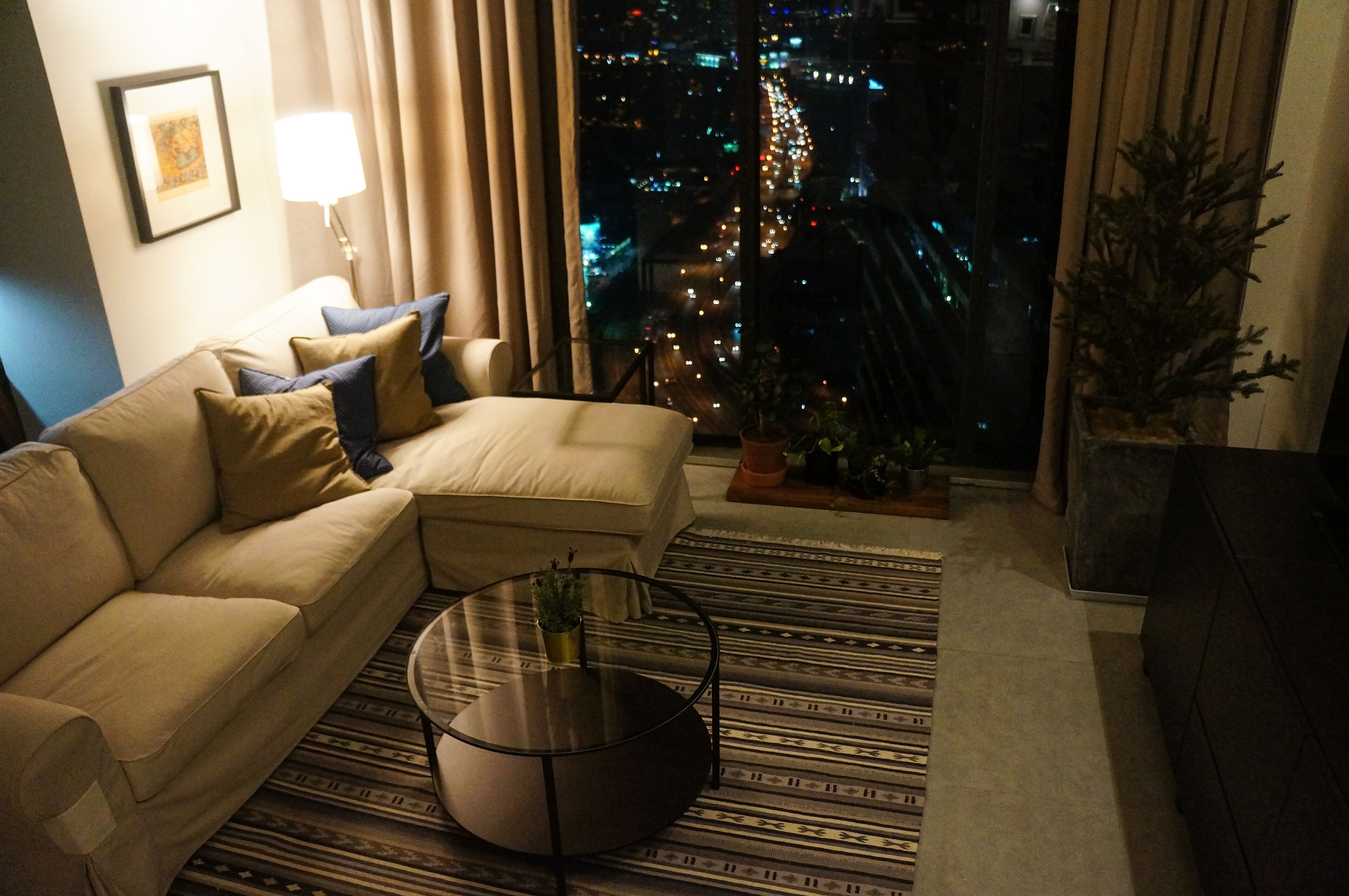 A home away from home, great view from a high floor, premium amenities.