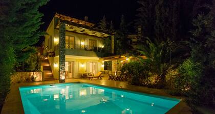 Luxurious villa in Porto Heli