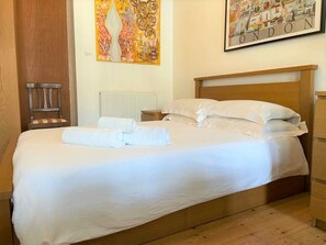 1 camera, una cassaforte in camera, ferro/asse da stiro, Wi-Fi gratuito