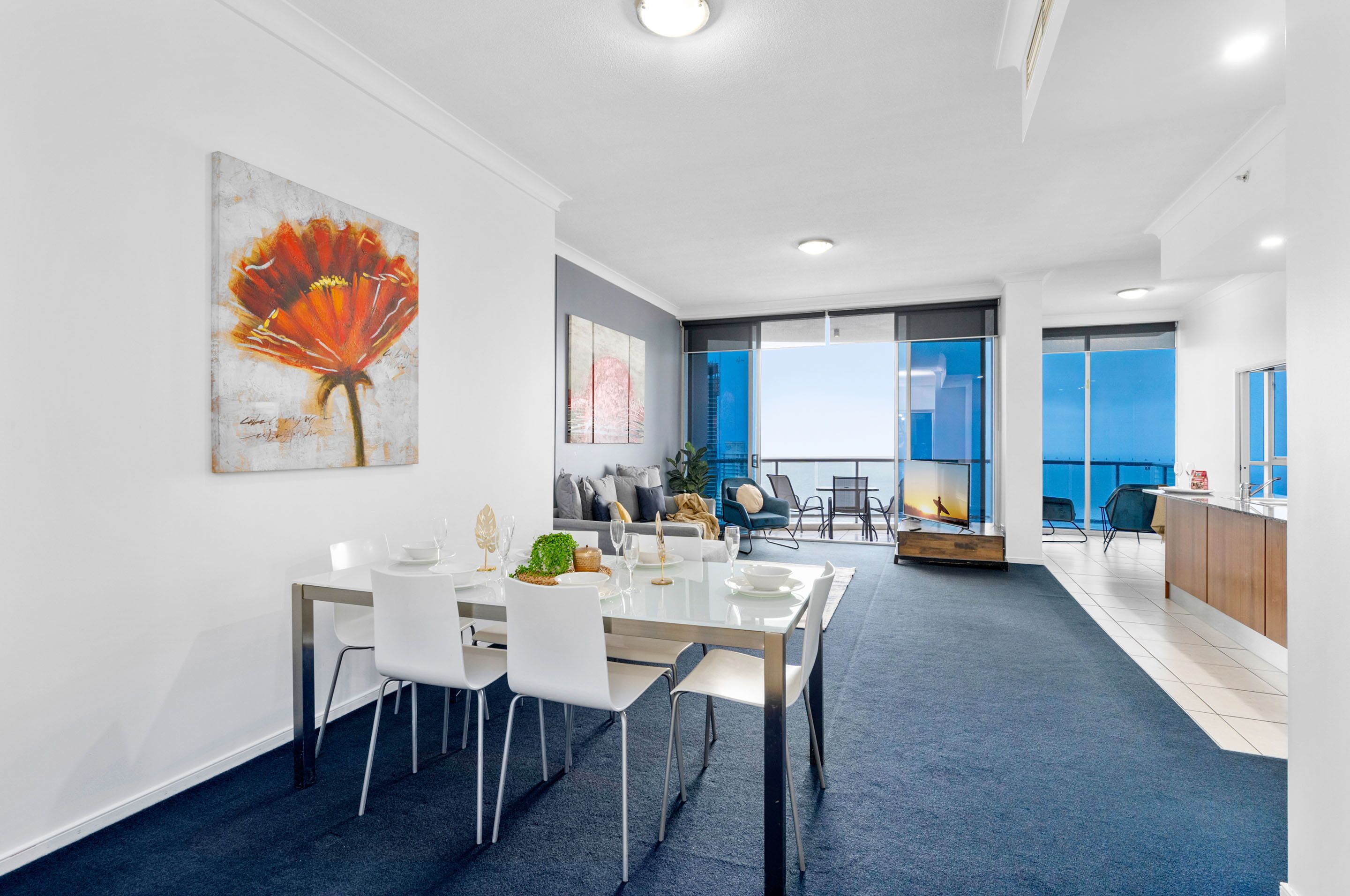 Chevron – 3 Bedroom Executive Sub Penthouse — image 2