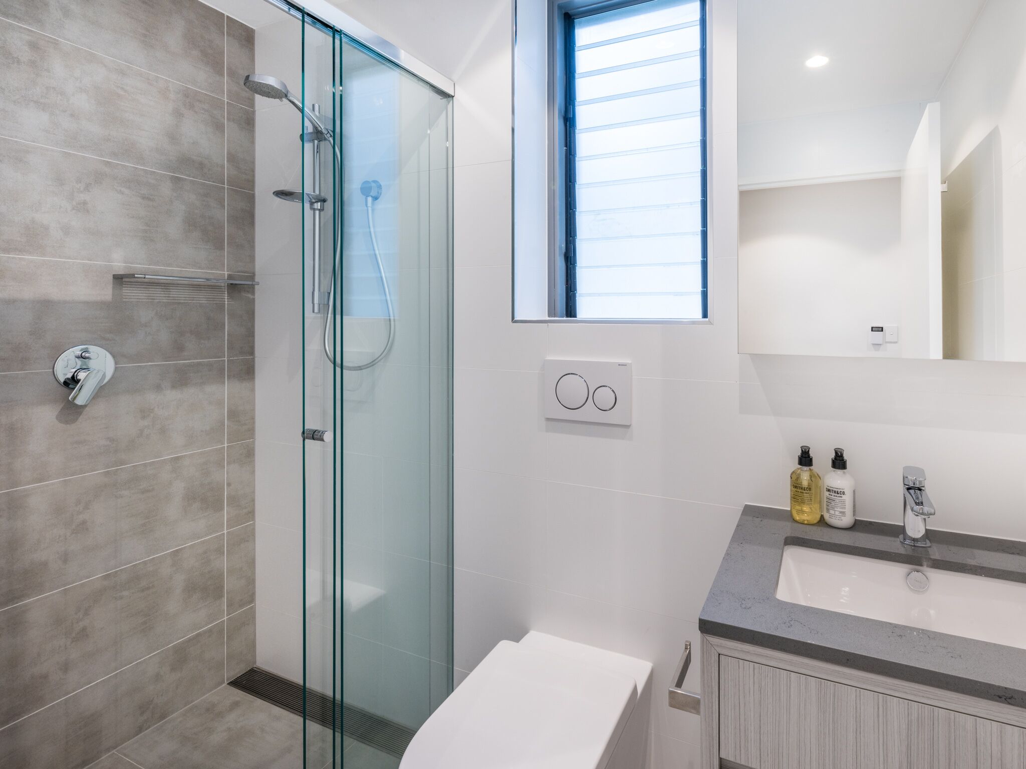 Premium Beachside apartment living in Coogee- E4 - SPECIAL OFFERS MAY APPLY — image 8