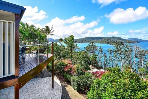 Cooinda Gardens 4 Hamilton Islandilla