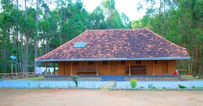 Exterior - Nature Castle-A traditional kerala style  (Vattavada)