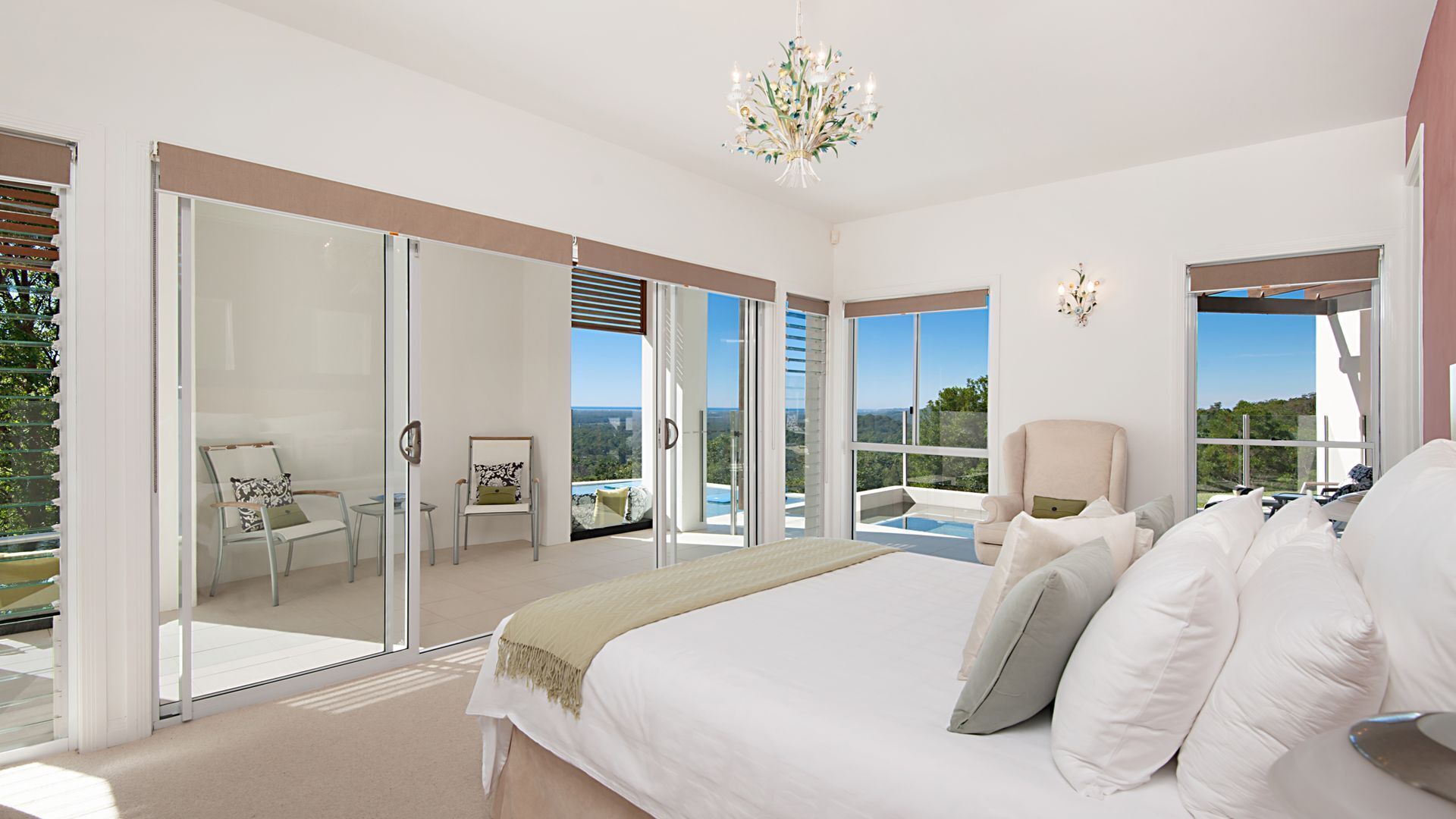 Alexandria Retreat - Luxury B&B Romantic Getaway 2