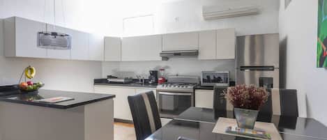 Fridge, microwave, oven, stovetop