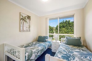 4 Schlafzimmer, Bügeleisen/Bügelbrett, kostenloses WLAN