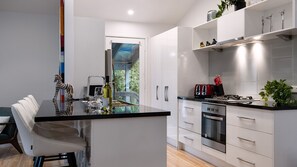 Coffee/tea maker - Delfryn- stylish and modern, with great views (Daylesford)