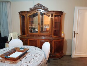 تناول الطعام