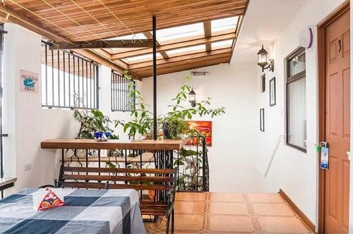 Bright house Near Paseo Colon