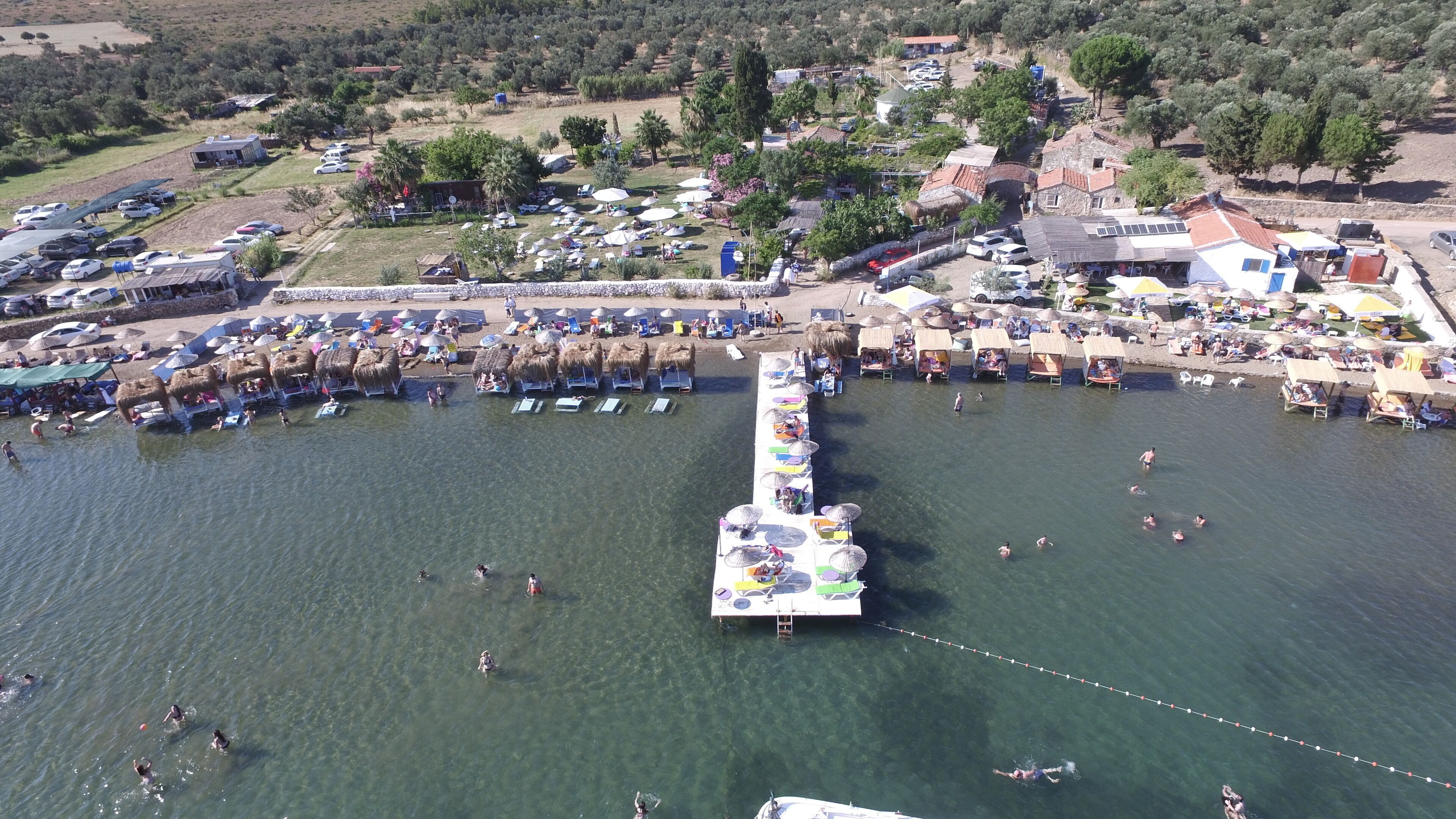 bıyıklı beach &amp;otel paterica
