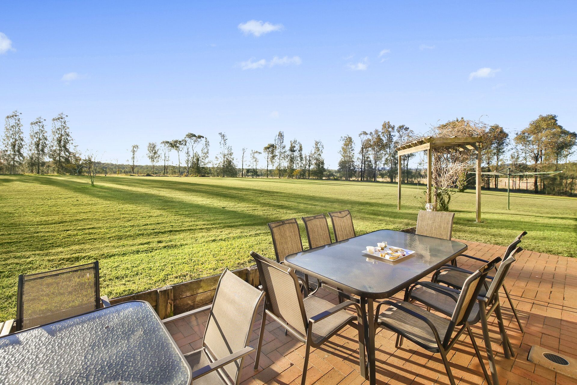 Windsors Edge Estate — image 24